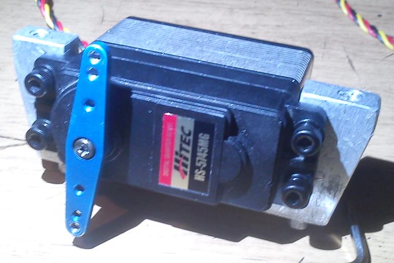 servo1.JPG