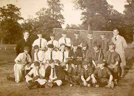 Darius beisbolo komandoje 1.jpg