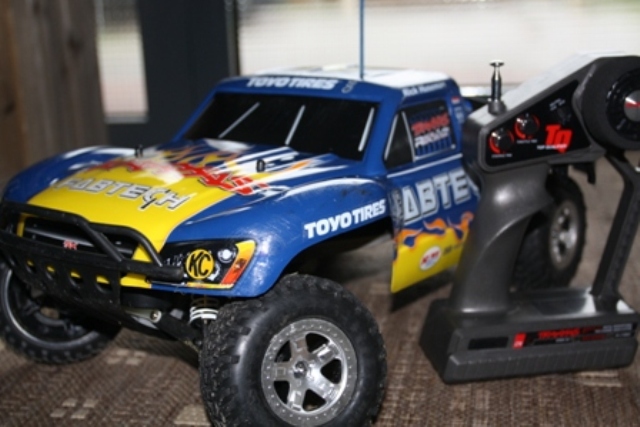 traxxas slash.jpg